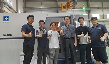 Baiwei engineer install 6kw machine in South Korea