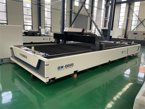 High quality 6020 open type fiber laser cutting machine