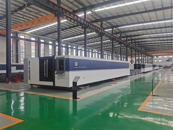 Heavy duty economic flatbed fiber laser cutting machine for metal sheet industry