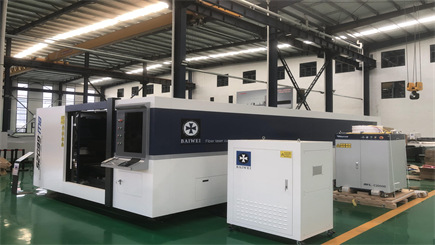 Baiwei manufactures hot-selling enclosed fiber laser cutting machine