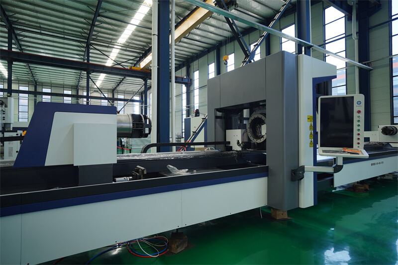 Widely used and intelligent pipe laser cutting machine