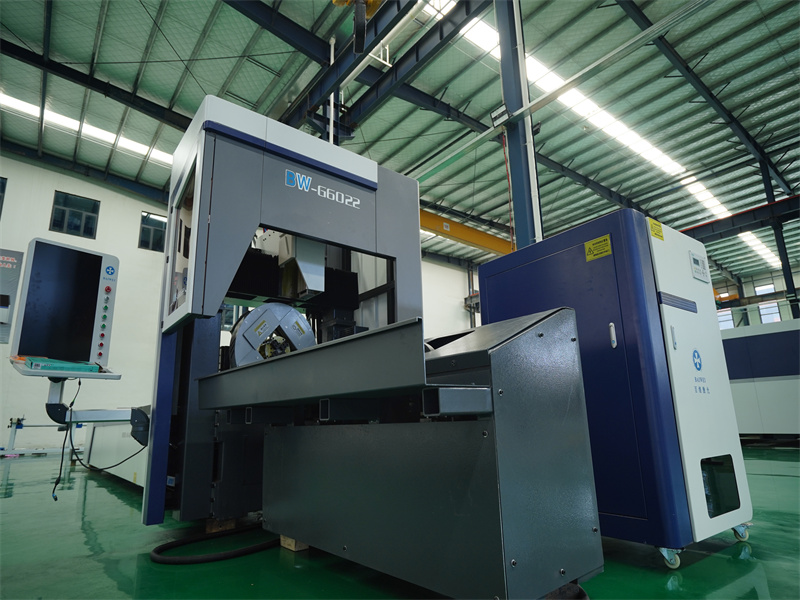Stabilized and bulk professional tube laser cutting machine