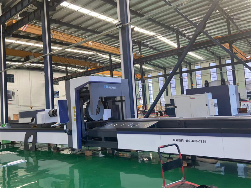 salable tube fiber laser cutting machine in stock