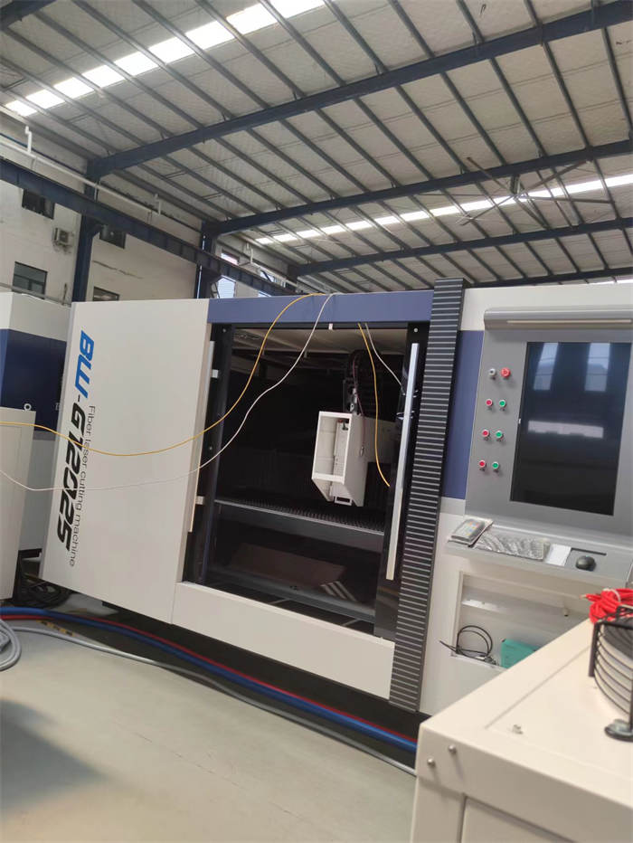 High Configuration laser cutting machine for stainless steel