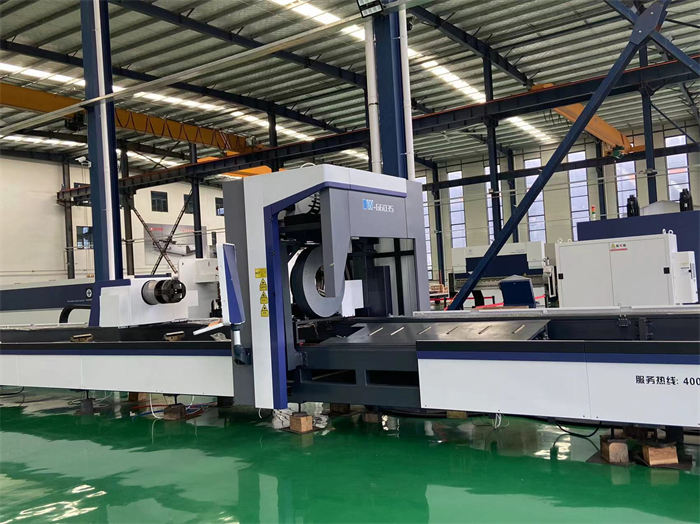 Metal round tube fiber laser tube cutting machine with high cutting accuracy of 6-12 meters, optional 1500W laser cutting machine