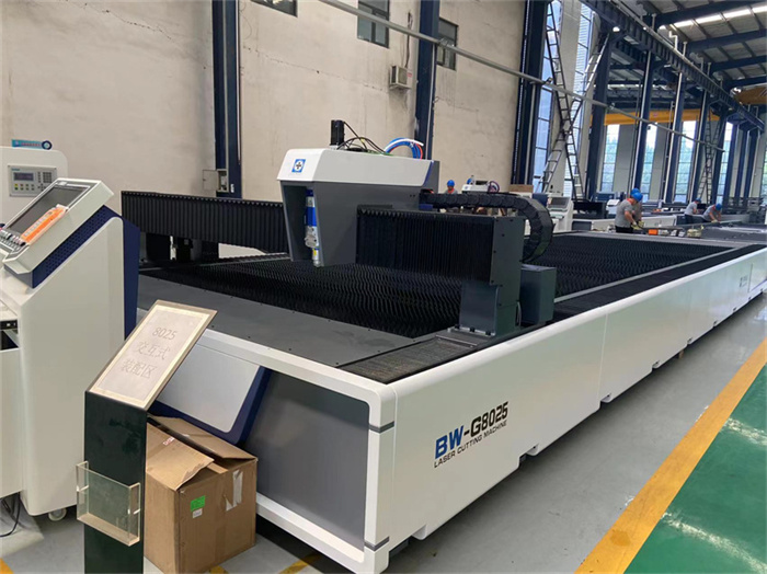Fiber Cutting Machine Baiwei 3015 Laser Cutting Machine Metal Carbon Steel Plate Steel Plate Cutting Machine