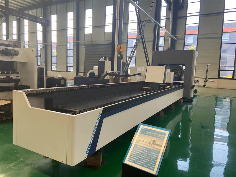 Carbon Steel BWQG SERIES Professional Laser Tube Cutting Machine 3kw-8kw