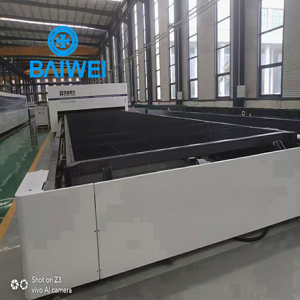 full closed fiber laser cutter used for Shipbuilding industry