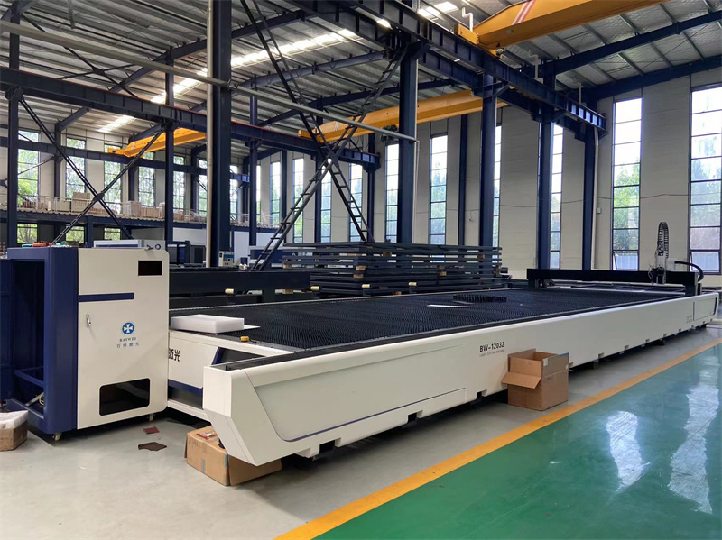 Bulk steel plate open type fiber laser cutting machine