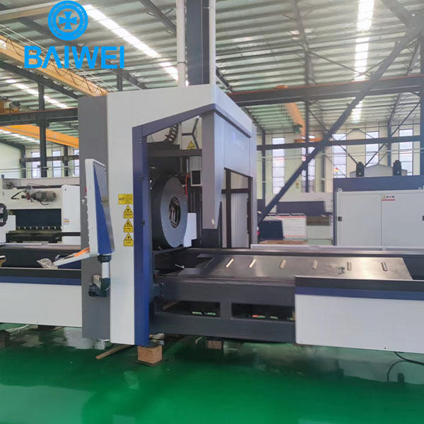 China Factory price fiber laser cutting machine for pipe