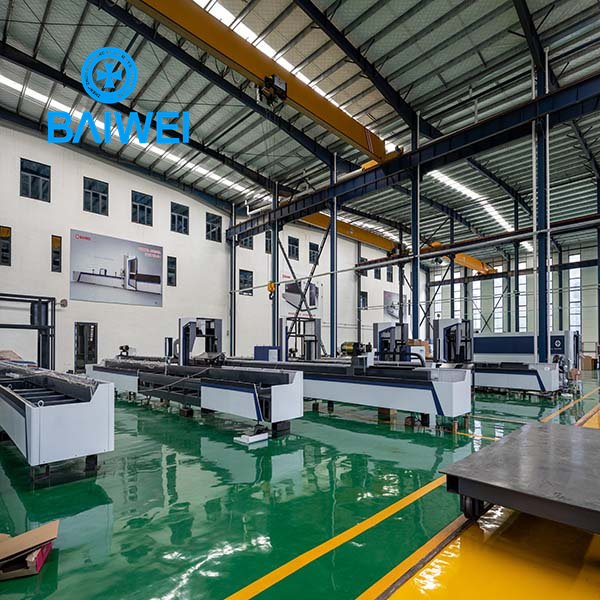 Stainless Steel Aluminum Copper CNC Sheet Metal or Tube Pipe Fiber Laser Cutting Machine