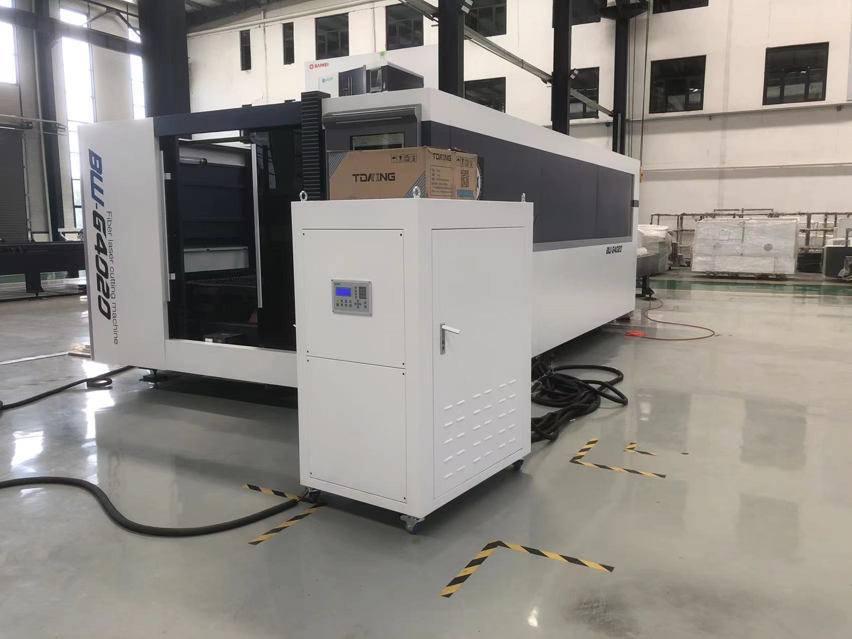 Baiwei Laser CNC Machinery Production and Sales Large Fiber Laser Cutting Machine