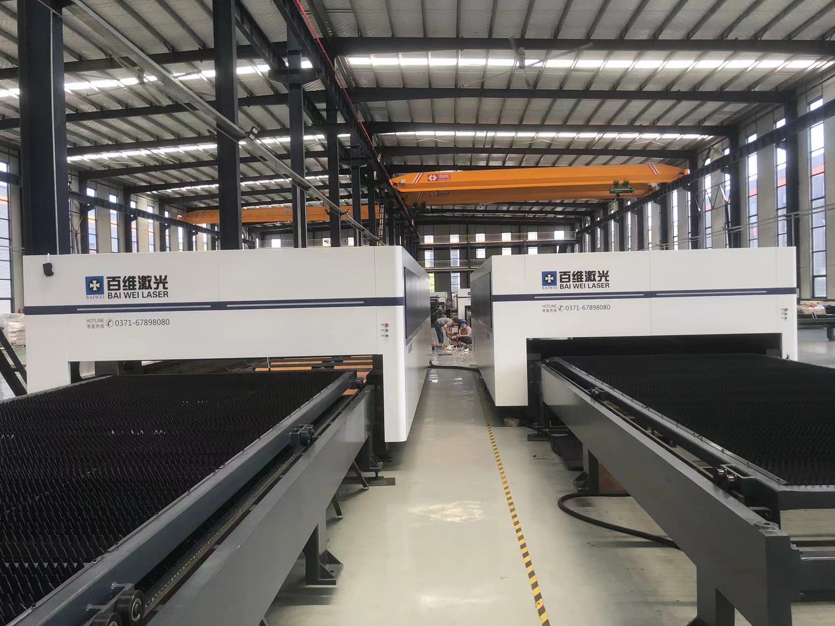 Longmen processing center fine washing lathe baiwei laser closed exchange laser cutting machine