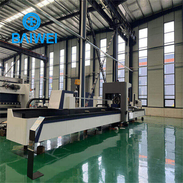 Industrial CNC Metal Tube Pipe Fiber Laser Cutting Tube Machine Metal Tube Laser Cutter