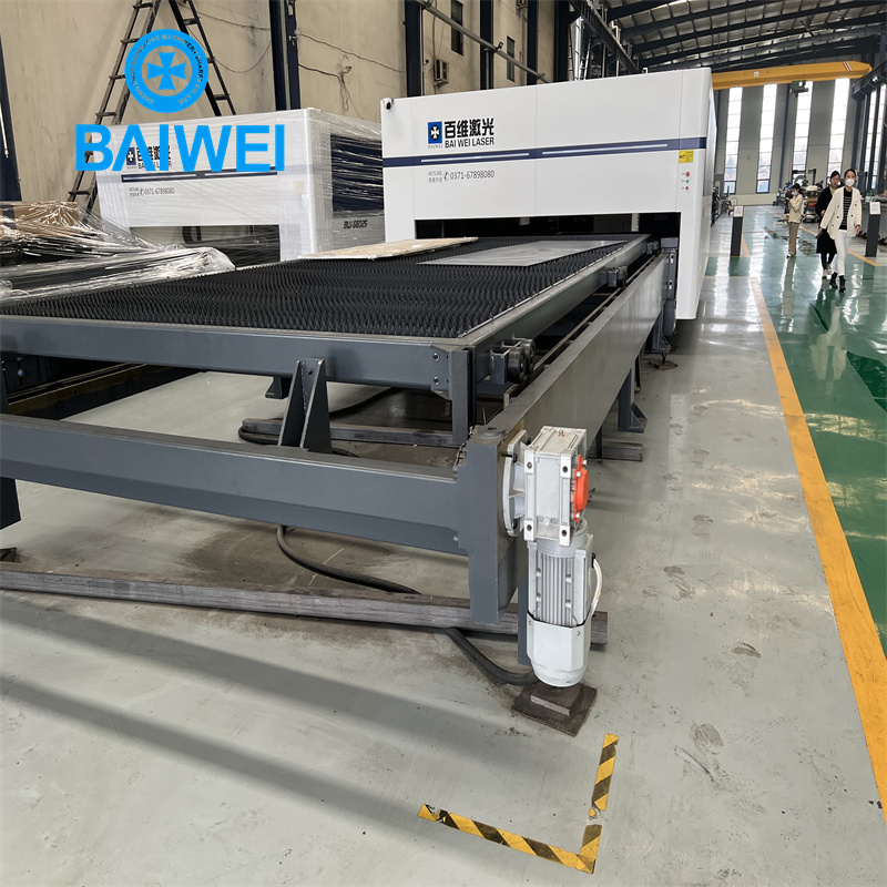 CNC Ruostumaton ohutlevykuitulaserleikkauskoneen hinta