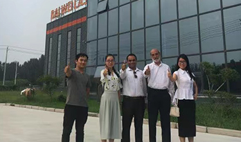 India customer visited Baiwei Laser